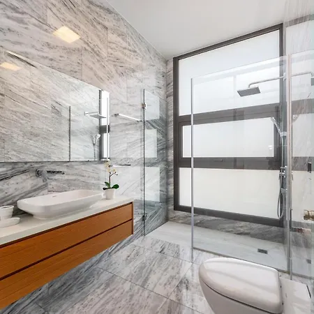 Villa Laurus 2 With Private Pool Paphos